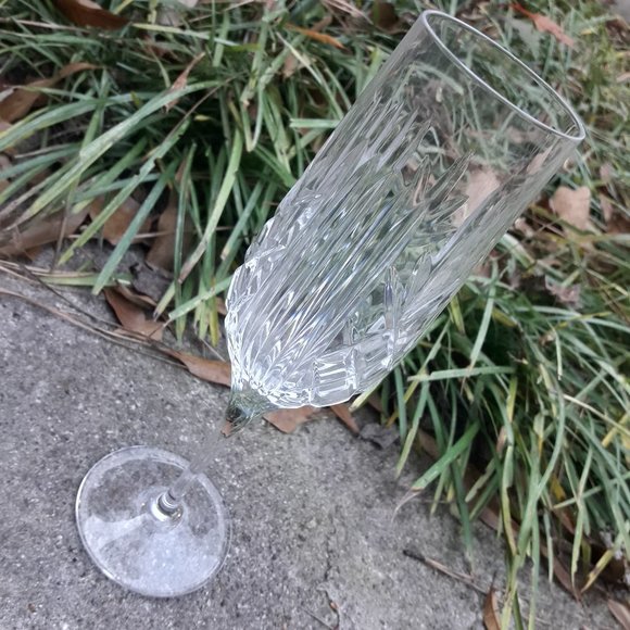 Cut Crystal Champagne Glass Royal Doulton Replacement Flute Dining Toasting NYE - Picture 8 of 13